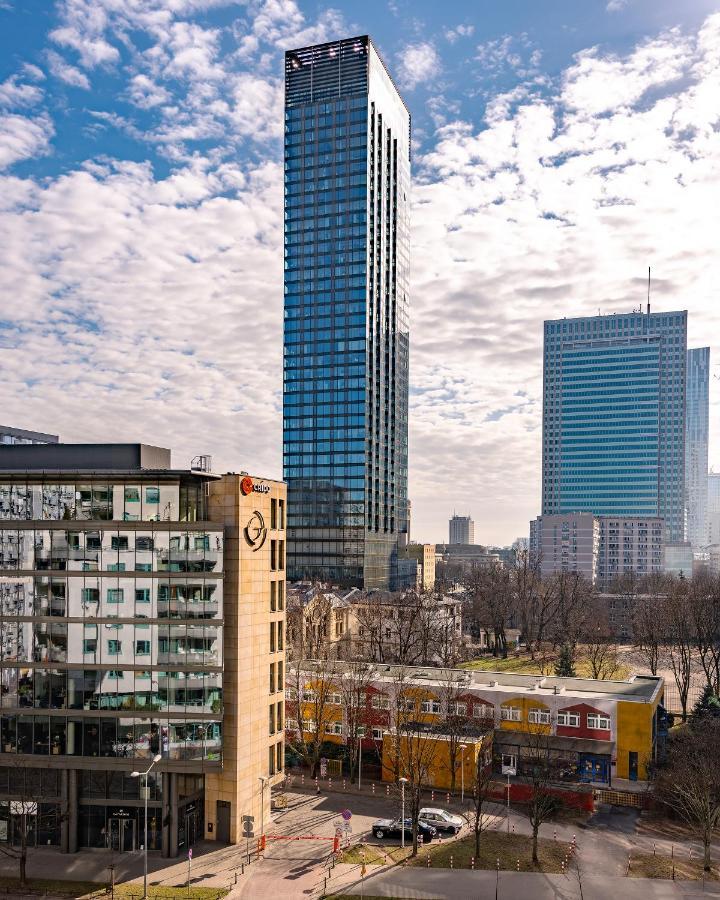 P&O City Center Apartments Varşovia Exterior foto